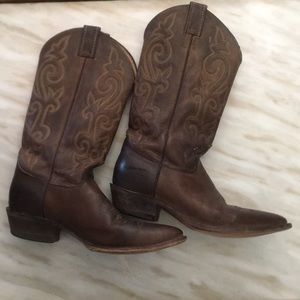 Justin cowboy boots